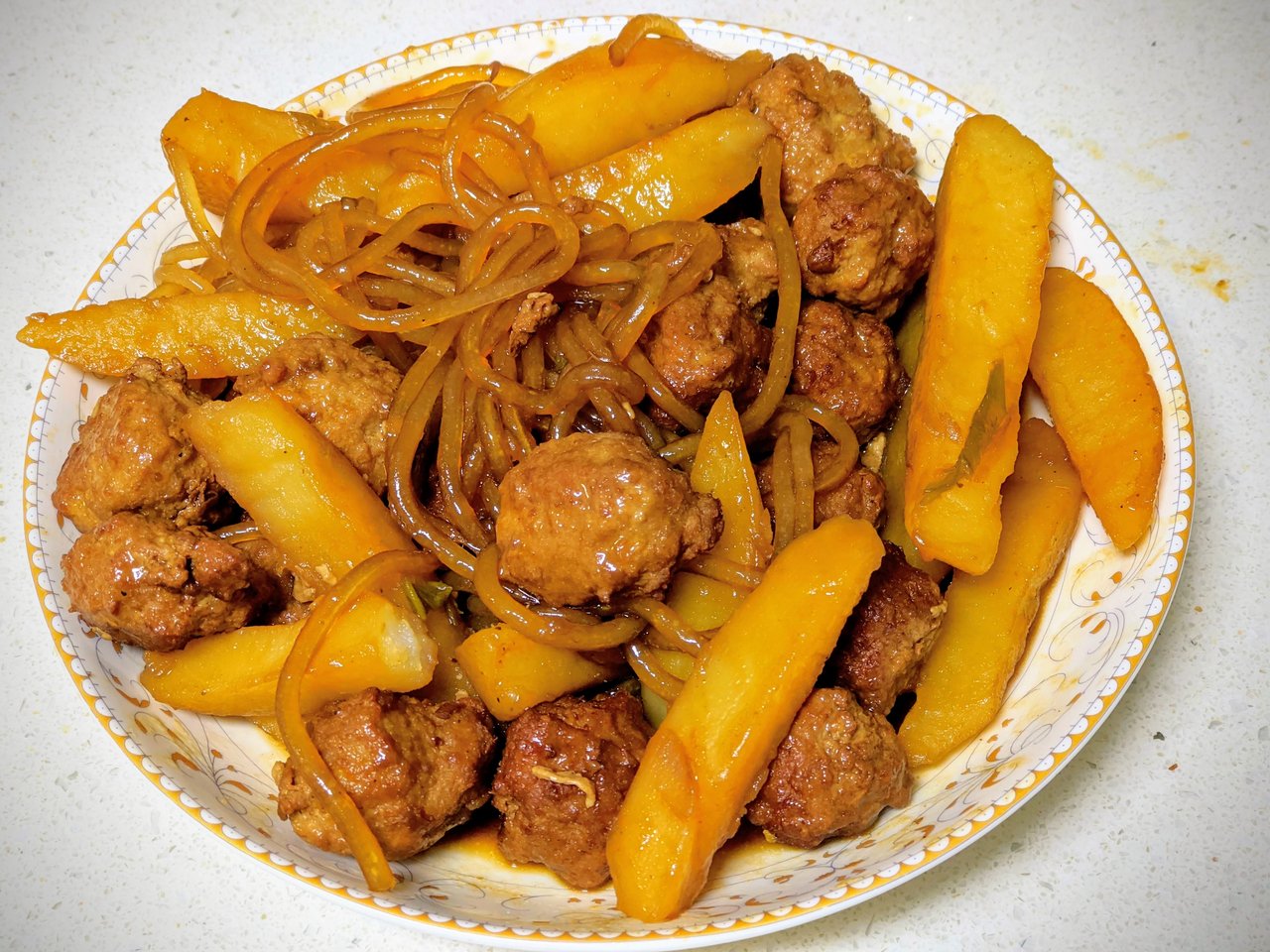 土豆粉条烩羊肉丸子