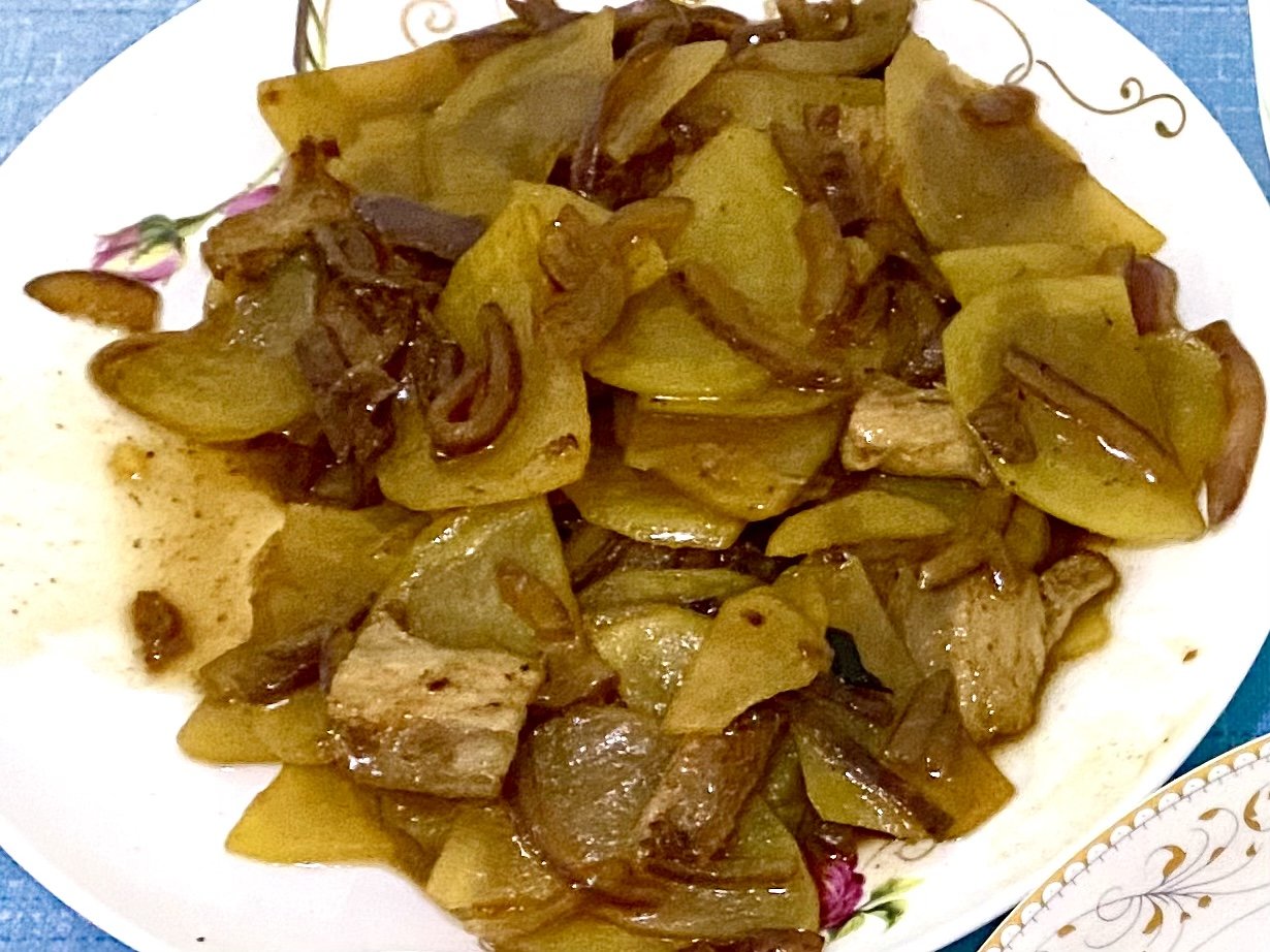 洋葱土豆片炒肉
