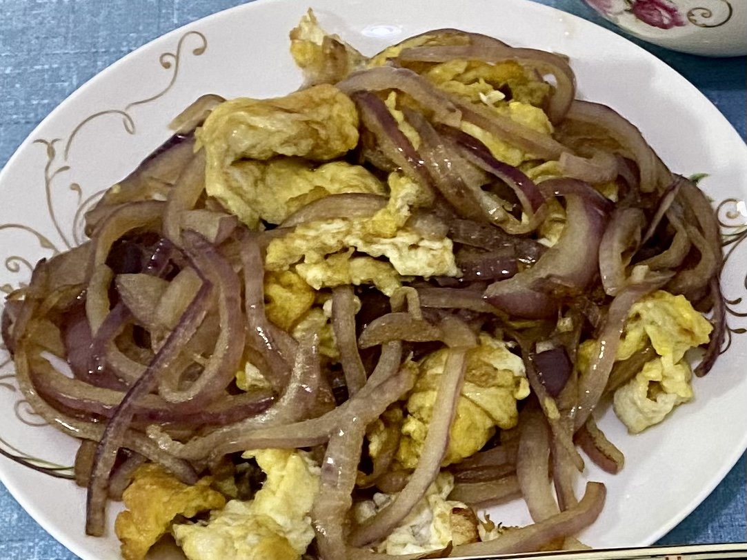 洋葱炒鸡蛋