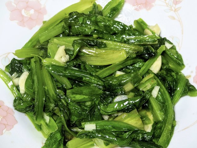 清炒油麦菜