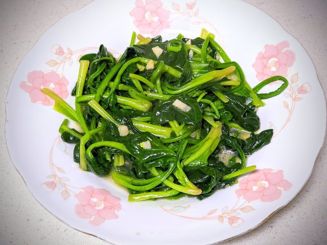 清炒菠菜