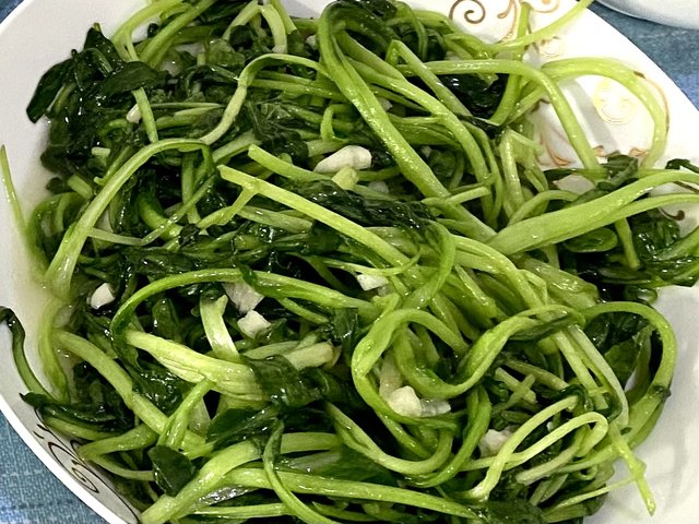 清炒鸡毛菜