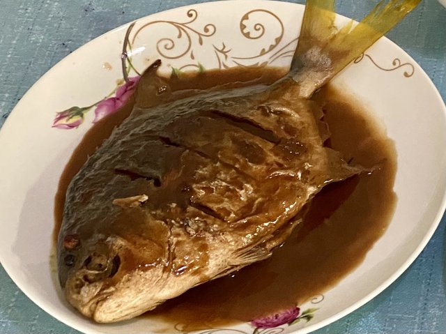 红烧金鲳鱼