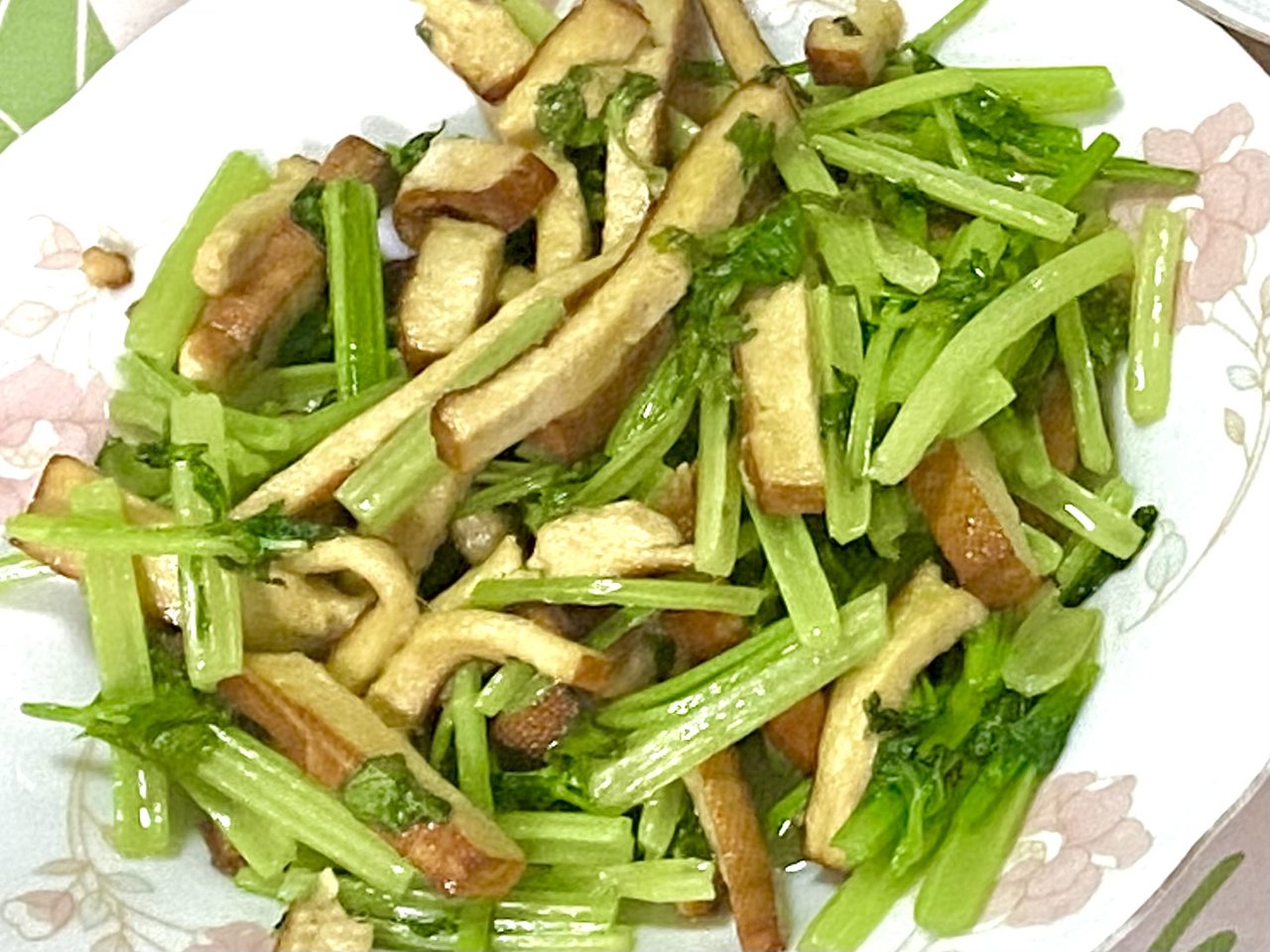 芹菜炒香干