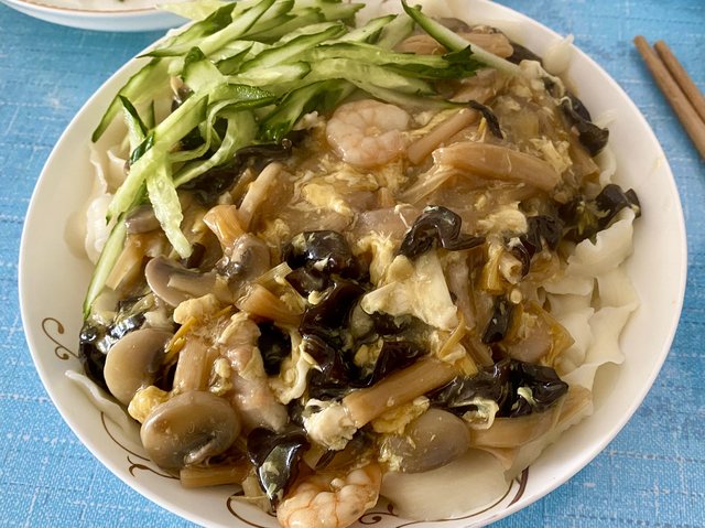 虾仁打卤面