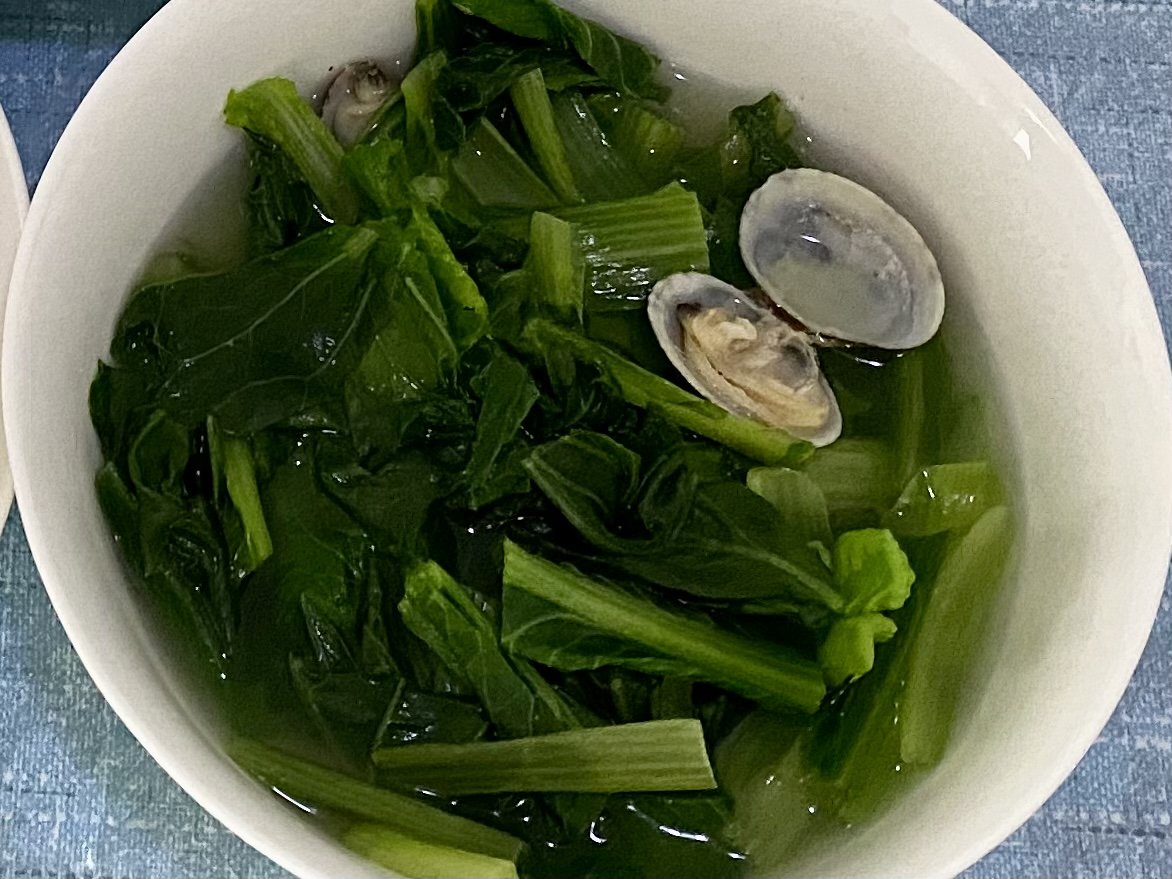 青蛤小白菜汤